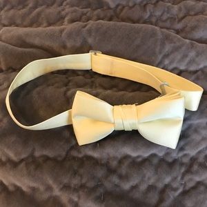 Boys yellow bow tie